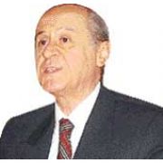  BAŞBAKAN OKYANUSUN  BİR O TARAFINDA BİR BU TARAFINDA 